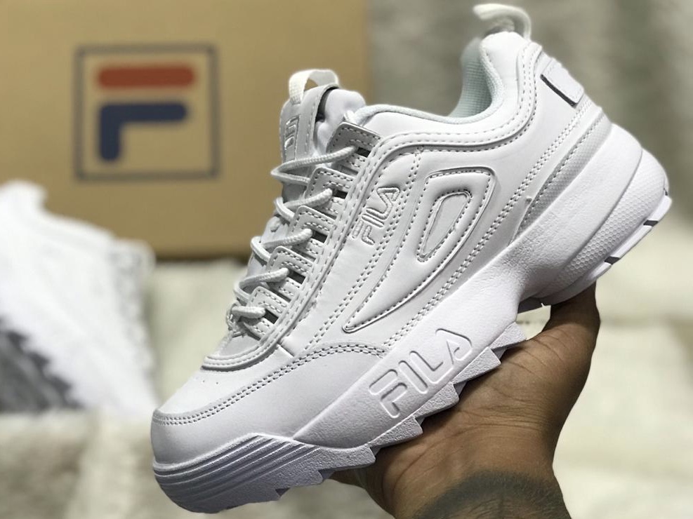tenis blancos fila