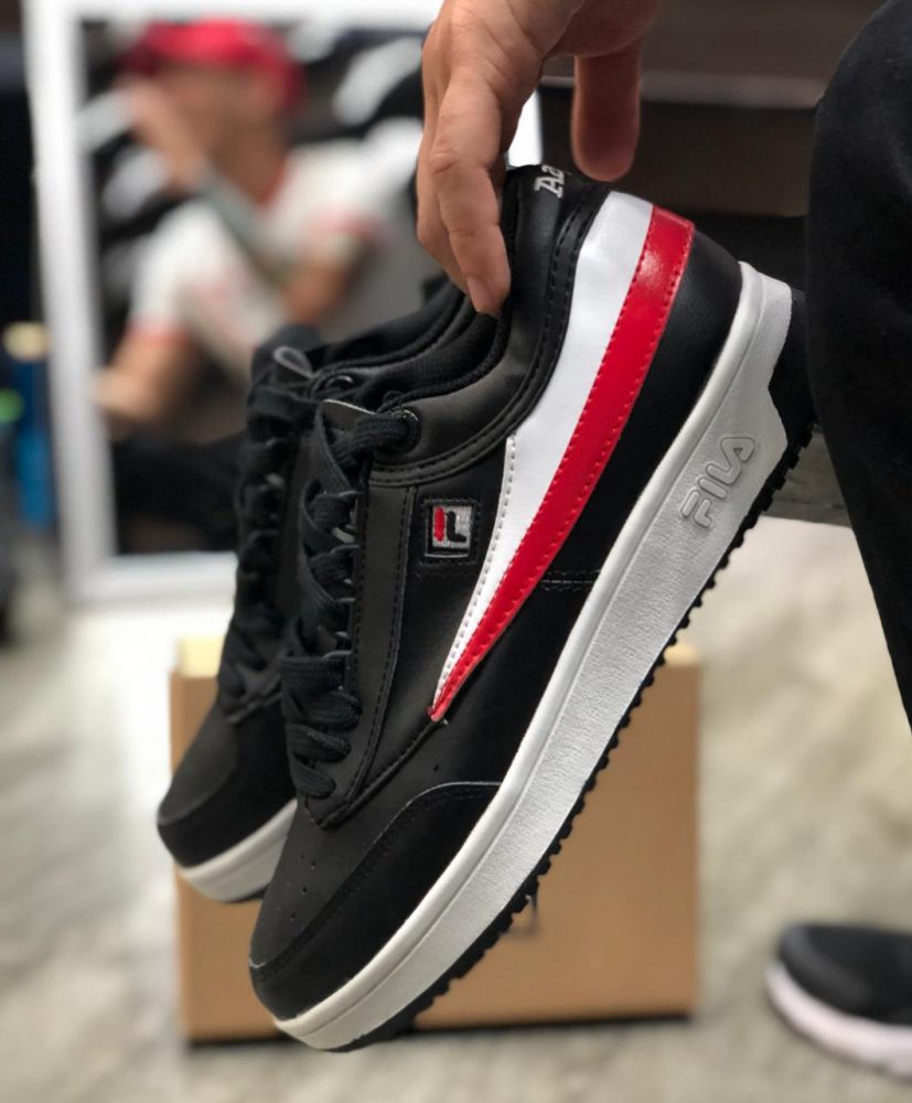 tenis negros fila